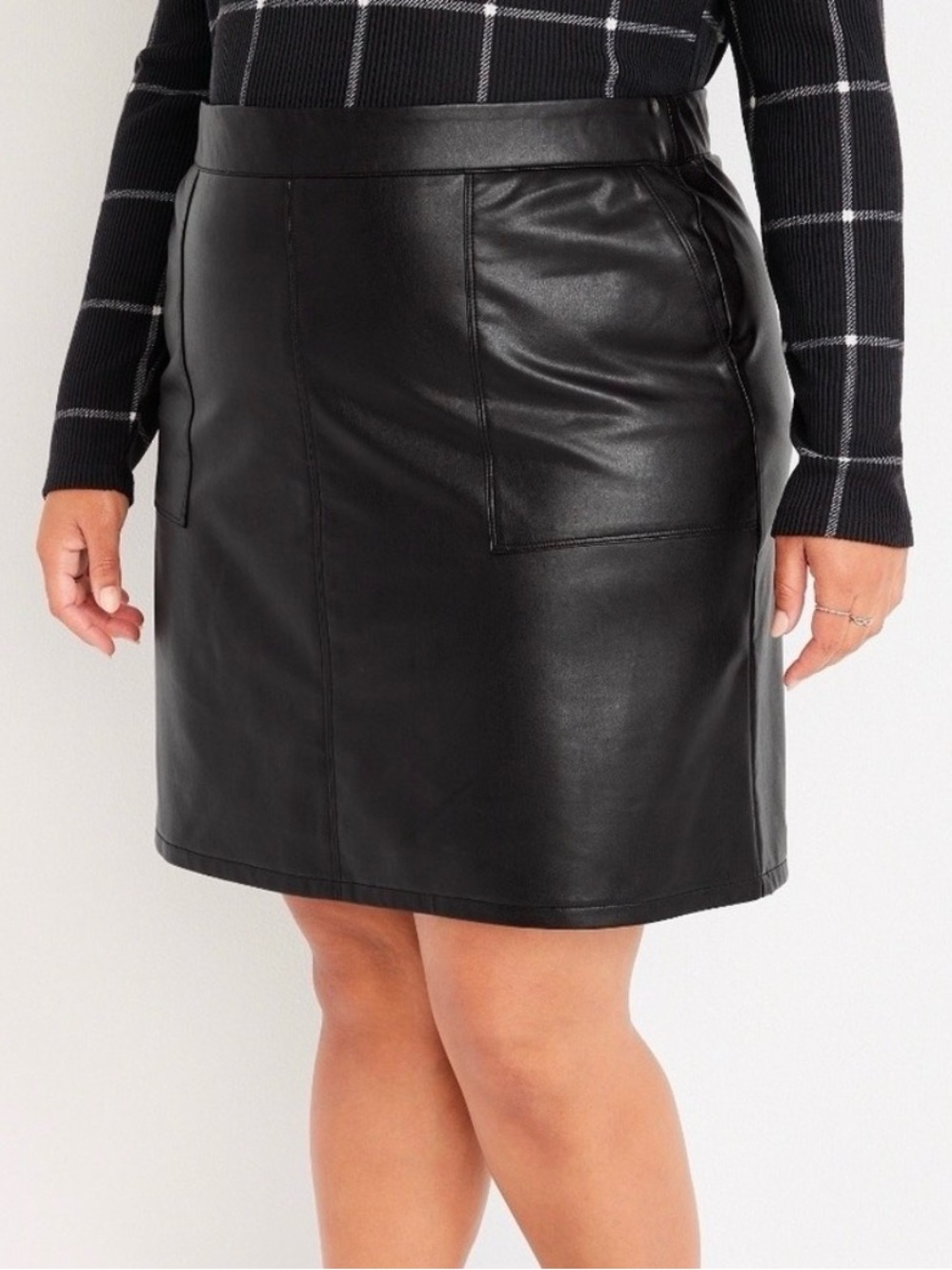 Maurice’s Black Faux Leather A-Line size 24